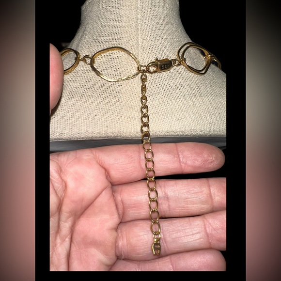 Etienne Aigner Gold Tone Double Asymmetric Oval Link Necklace 18-20” 🤩 - Picture 6 of 7